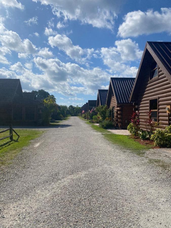 Log Harbor Cabins Okeechobee Eksteriør billede